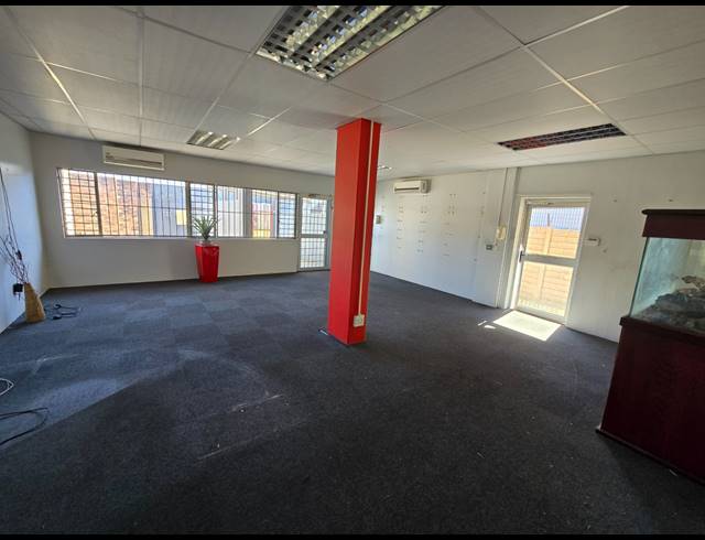 9,049M² WAREHOUSE TO LET IN TUNNEY